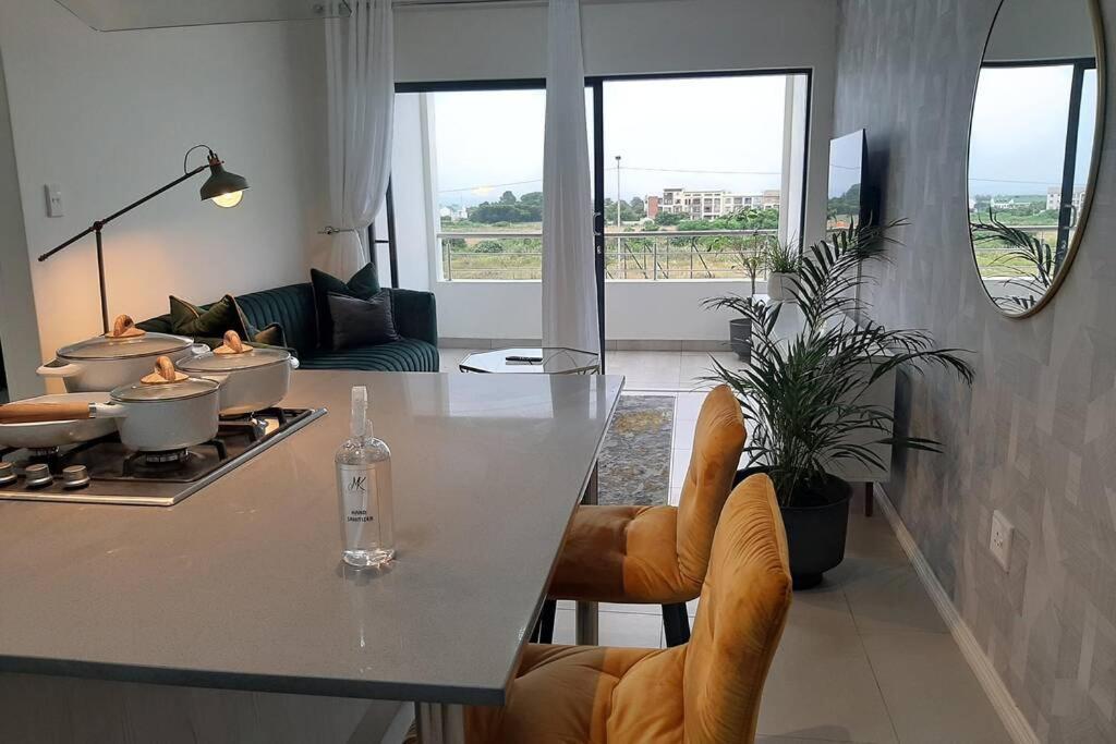 Mikeys Place On New: 2Bed2Bath No.1 With Free Wifinetflix ميدراند المظهر الخارجي الصورة