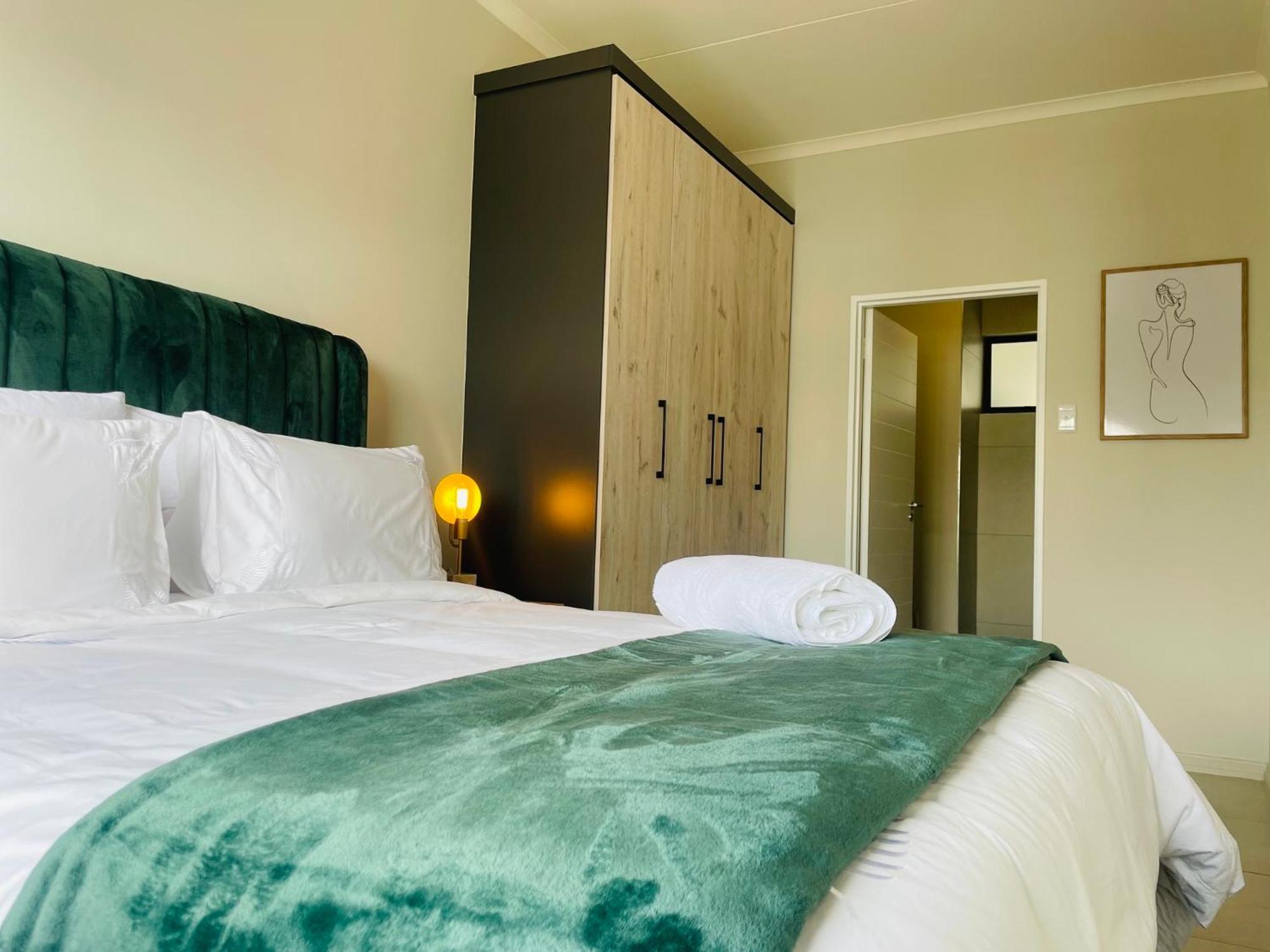 Mikeys Place On New: 2Bed2Bath No.1 With Free Wifinetflix ميدراند المظهر الخارجي الصورة